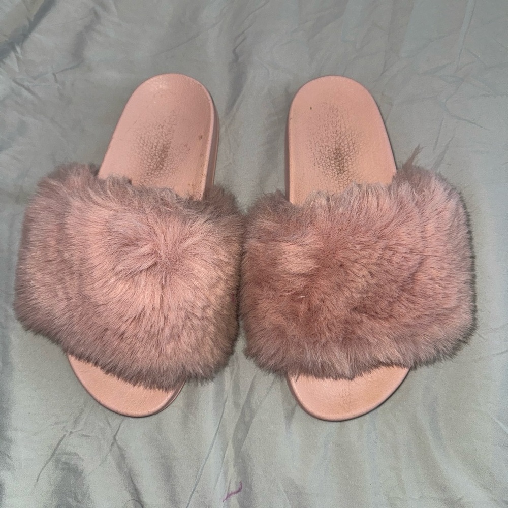 Fashion Nova, blush pink furry slides, size 8
